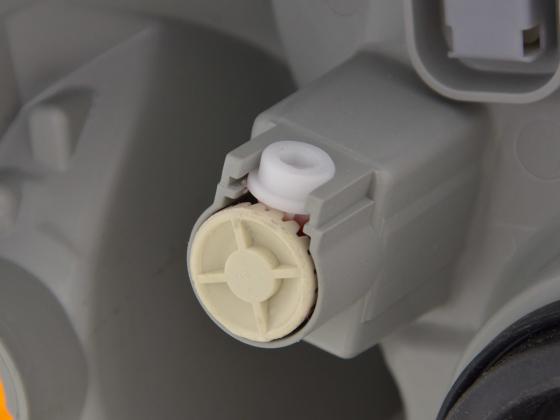 Verschleißteile Scheinwerfer links Toyota Yaris (Typ P1) Bj. 99-03