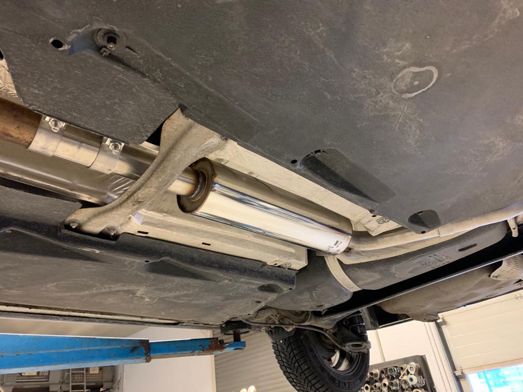 FOX Skoda Fabia NJ R5 Edition Vorschalldämpfer