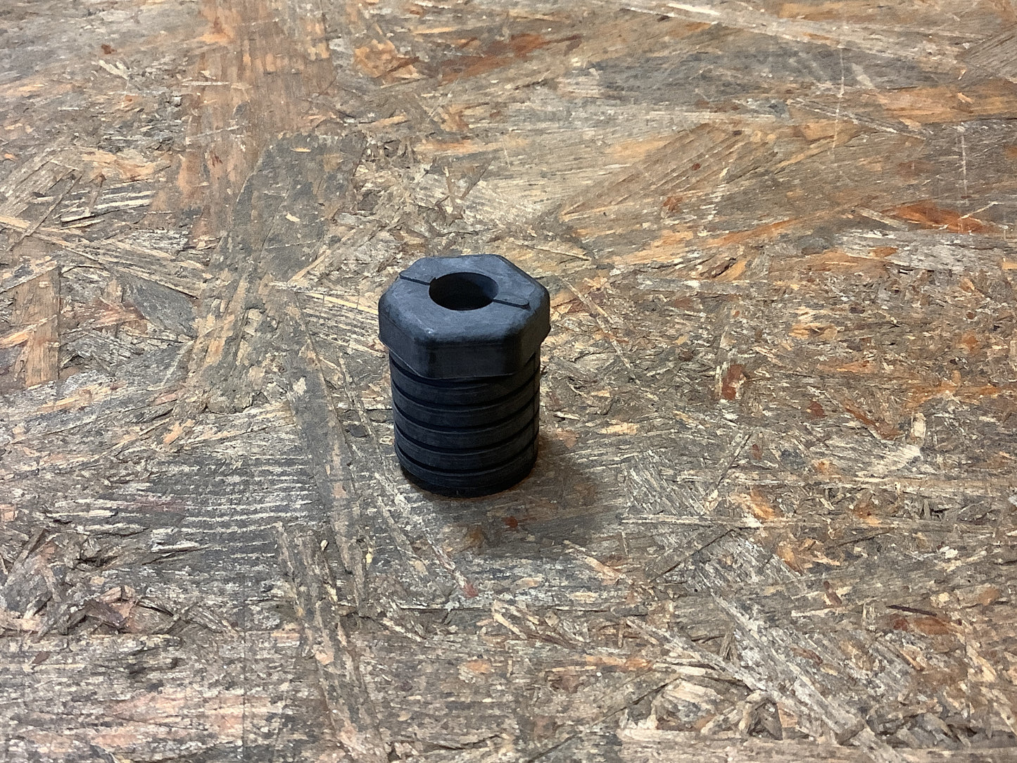 Chevrolet Spark Gummipuffer an Motorhaube Original GM NEU