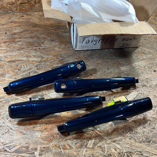 Original Mitsubishi Lancer Kombi Türgriffe Blau NEU