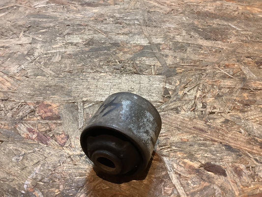 Rekord C/D, Commodore A/B Dämpfungsbuchse Original Opel NEU