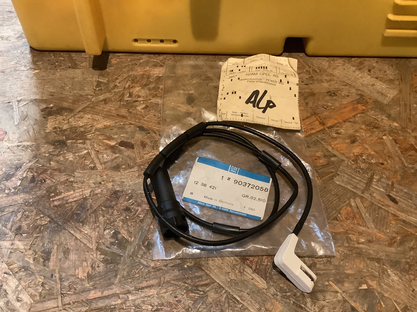 Opel Omega A Warnkontakt Bremsbelagverschleißanzeige Original GM NEU