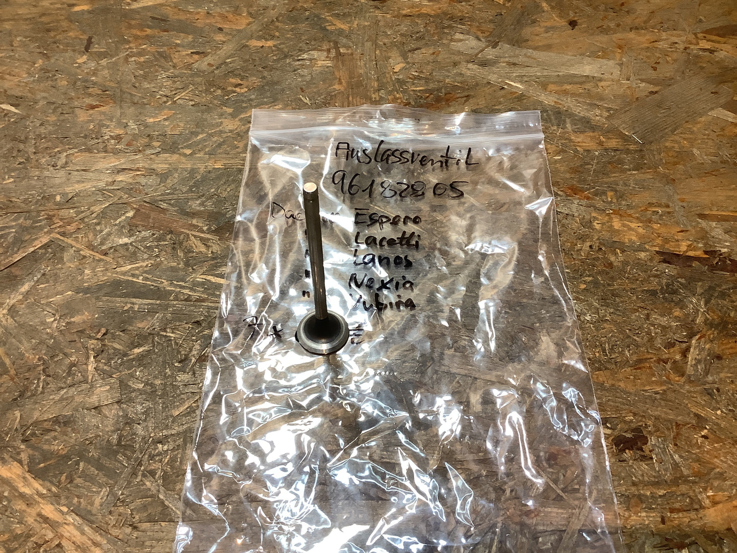 Daewoo Espero, Lacetti, Lanos, Nexia, Nubira Auslassventil Original GM NEU