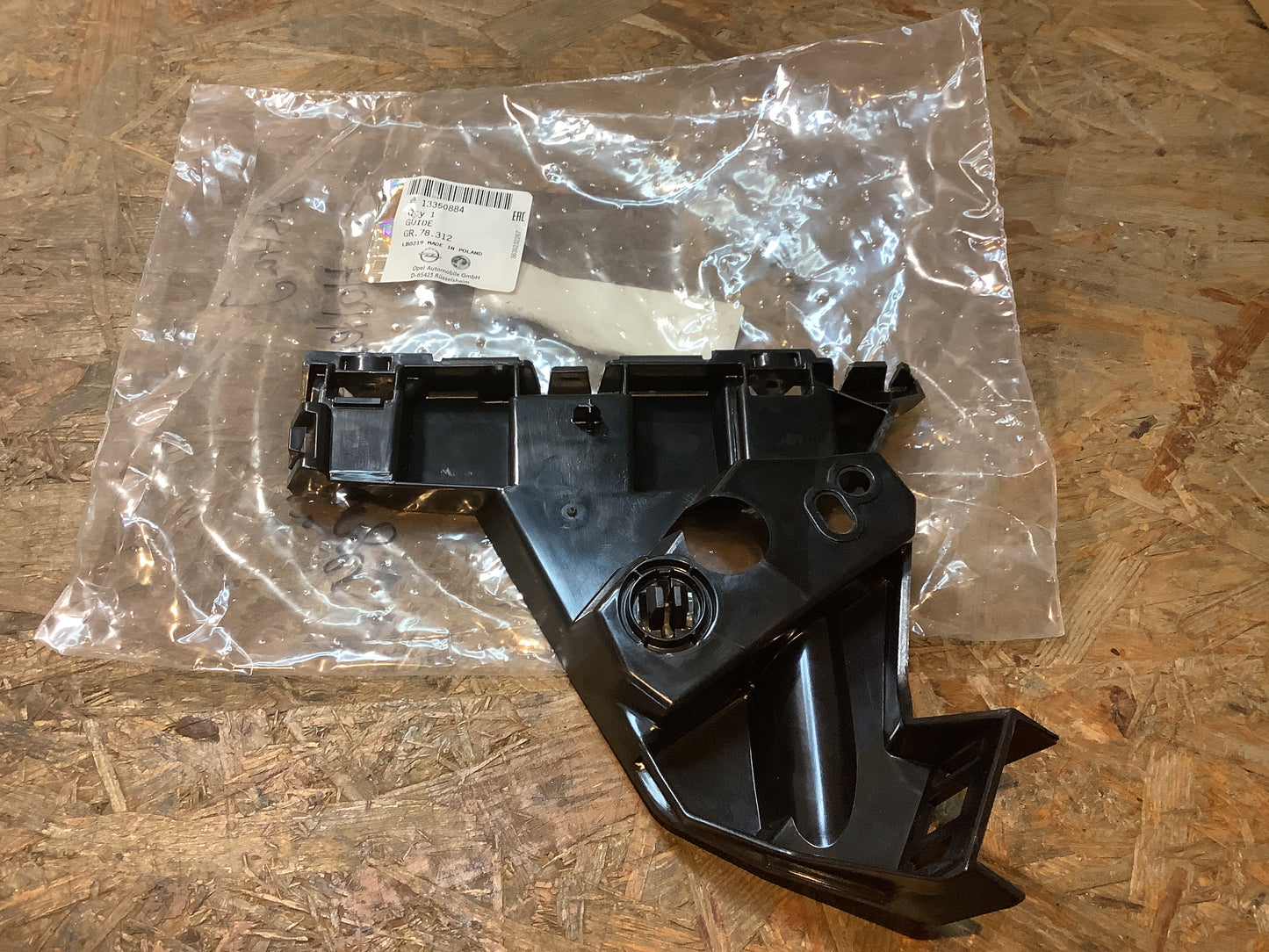 Astra J Halter, Stoßfänger vorne Original Opel NEU