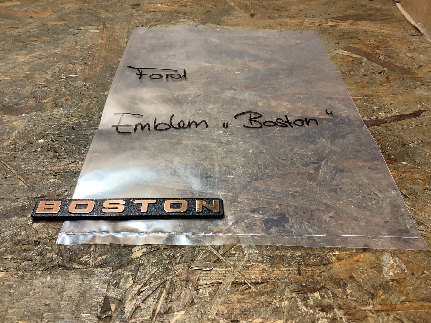 Emblem „Boston“ Original Ford NEU