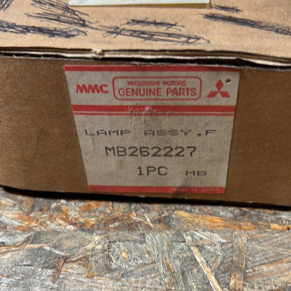 Original Mitsubishi Blinker vorne links Space Wagon NEU MB262227