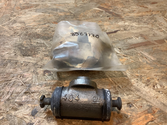 Combo ( 71,F25), Corsa B, Tigra A Bremszylinder hinten Original GM NEU