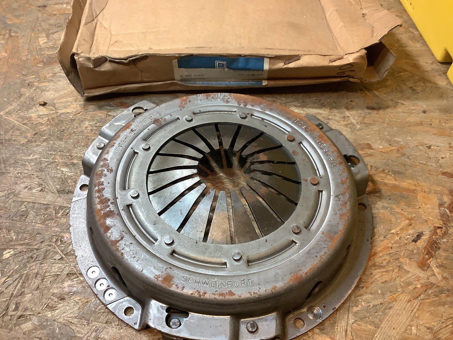 Opel Ascona C 1,8 Opel Kadett E,D 1,8 Kupplungsdruckplatte Original GM NEU