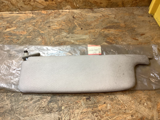 Mitsubishi Space Wagon, Bj. 86-88; Sonnenblende Original Mitsubishi NEU