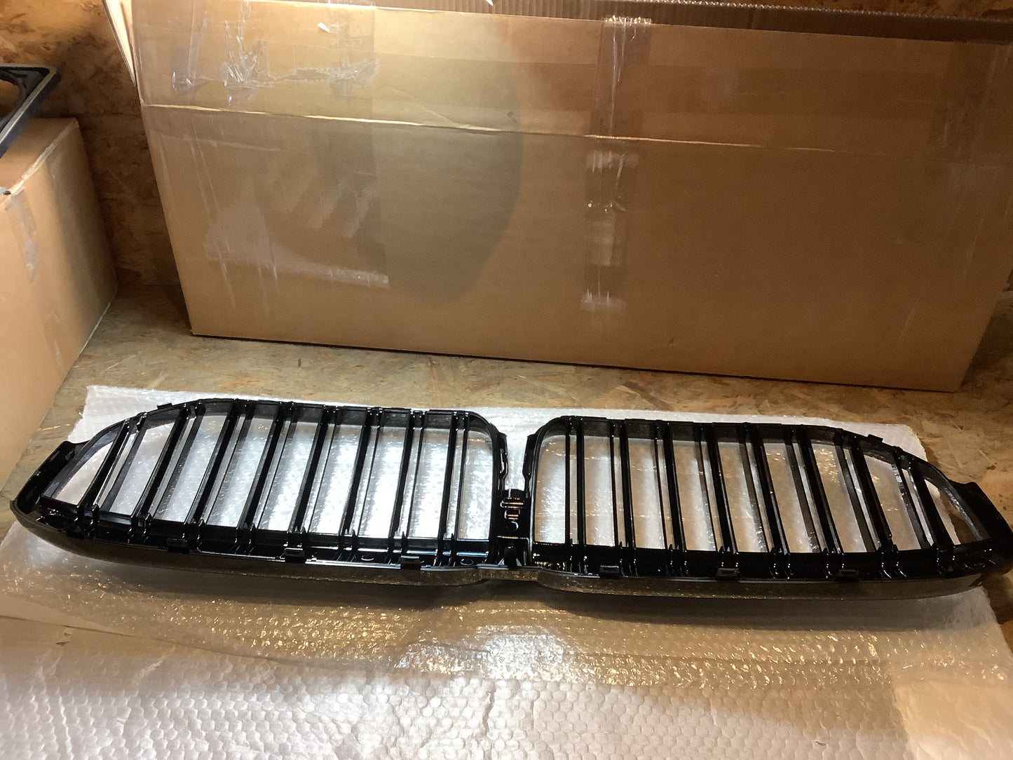 Sport Grill Dual Line Gloss Black BMW 7 G11 G12 Facelift ab 2019