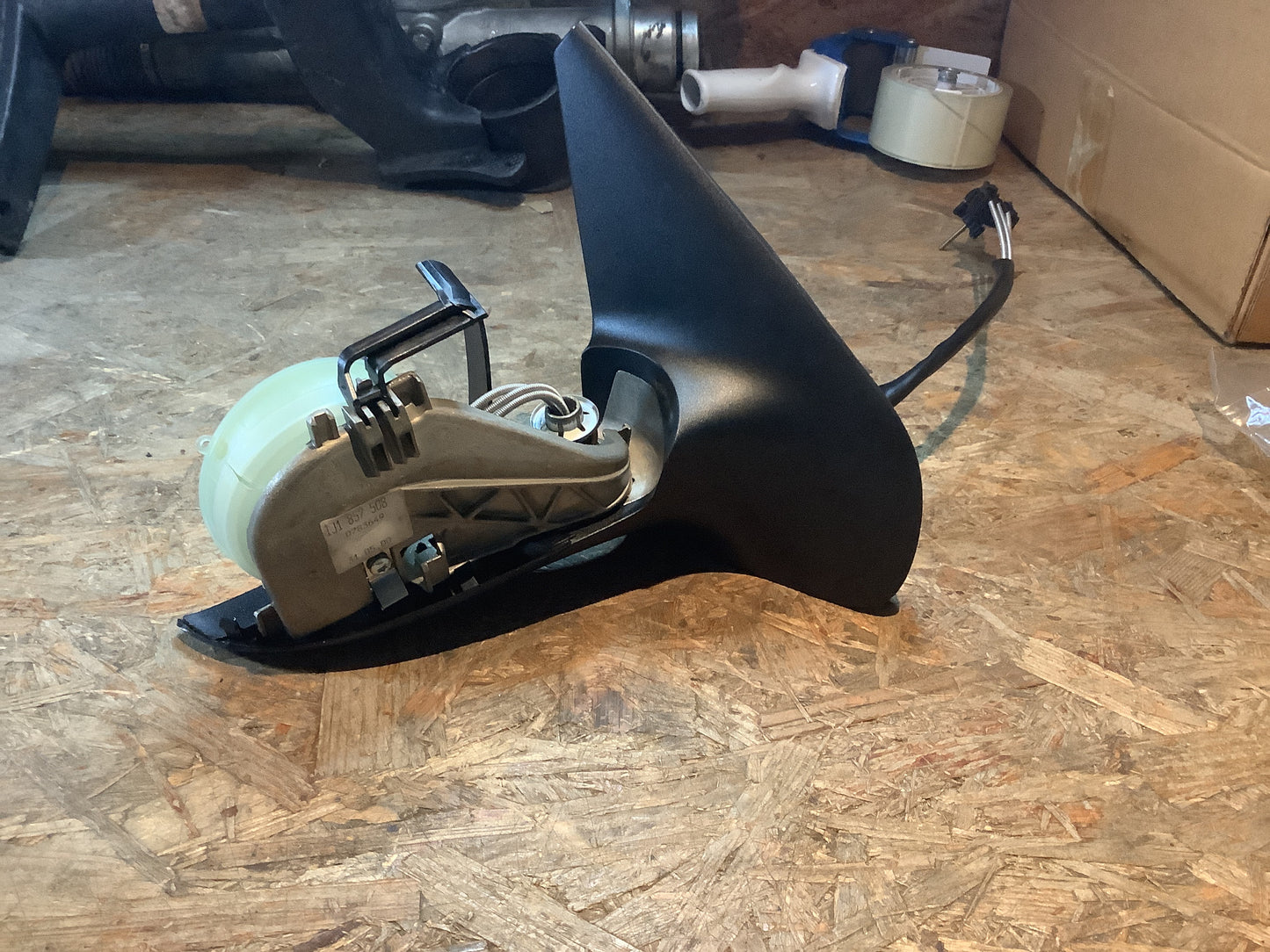 VW Golf 4 / Bora Außenspiegelgehäuse rechts Original VW NEU