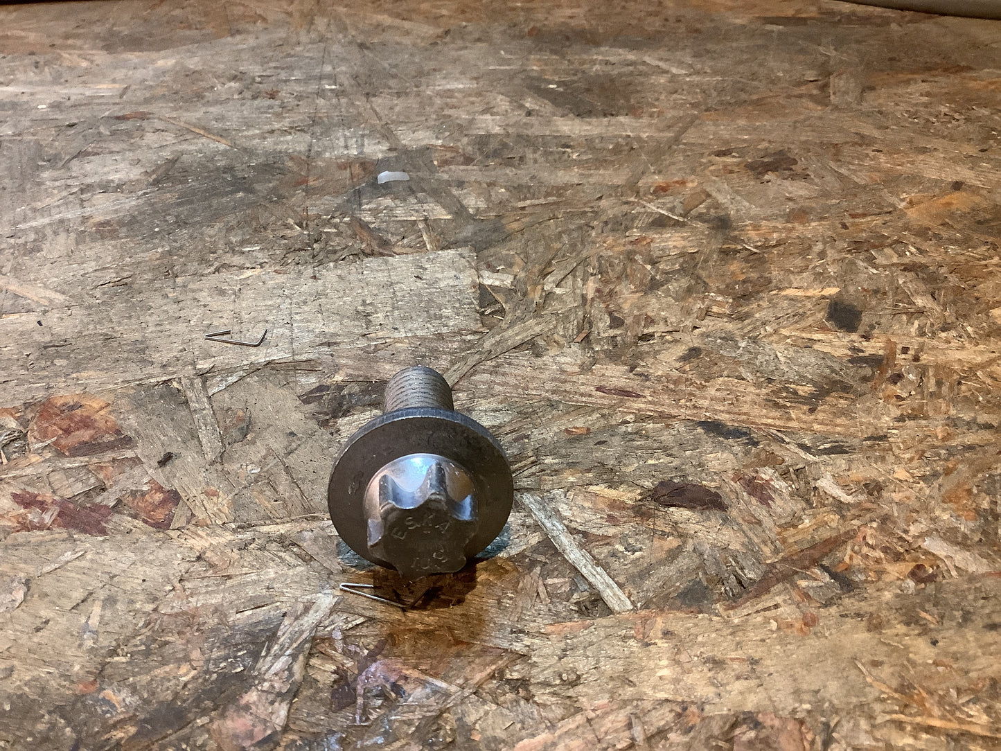 Opel Vectra C Torxschraube M14, Bremssattel an Achsschenkel Original GM NEU