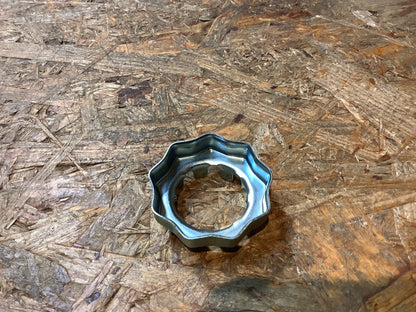 Mitsubishi Pajero IV Kappe, Kontermutter des Radnabenlagers, hinten Original Mitsubishi NEU