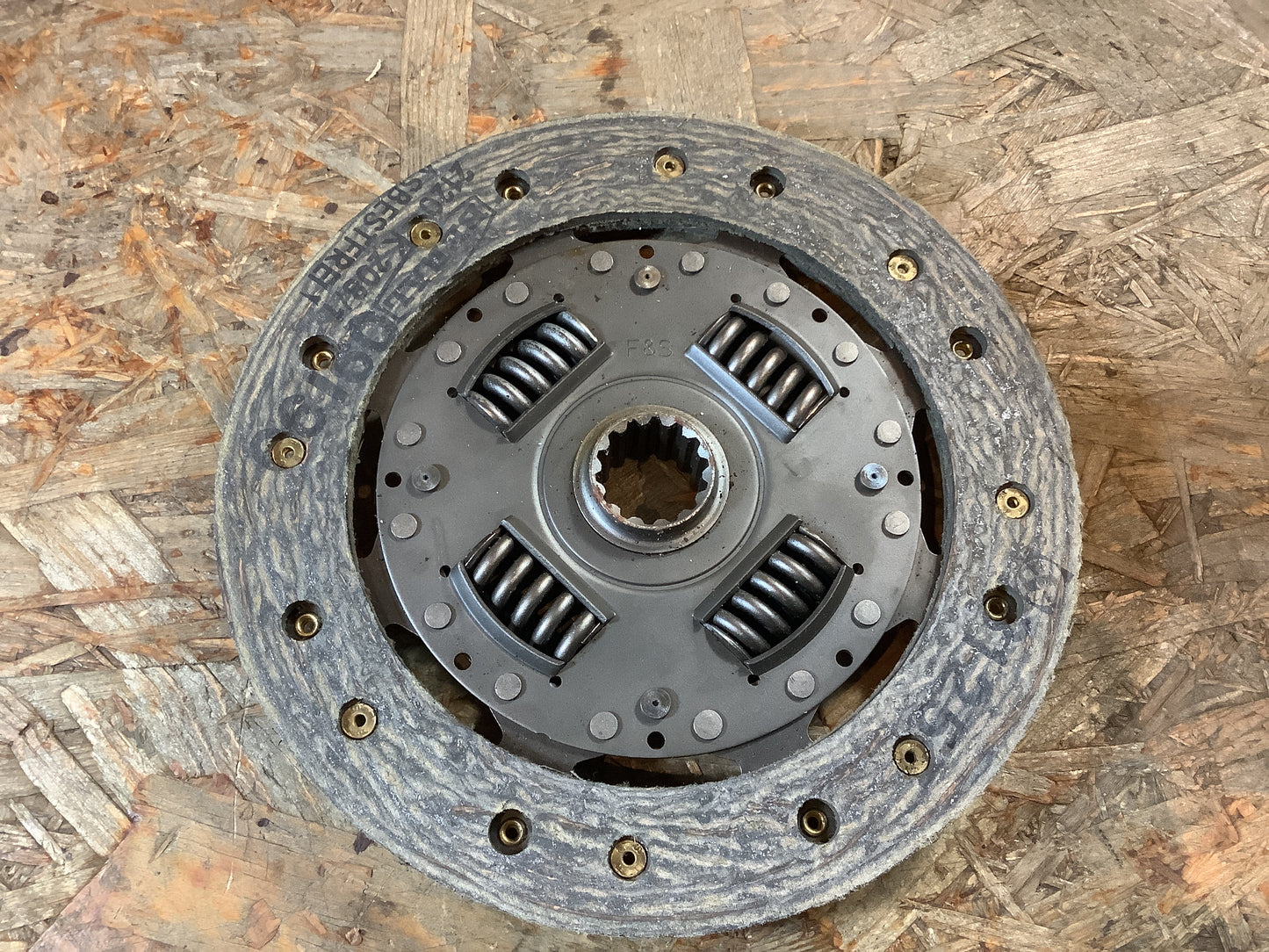 Manta B, Ascona B Kupplungsscheibe Original Sachs NEU