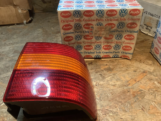 Vw Passat 35i Bj. 88-97 Rückleuchte hinten rechts grau Original Genuine Parts NEU