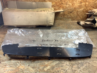 Opel Astra H Abdeckung Stoßstange vorn Original GM NEU