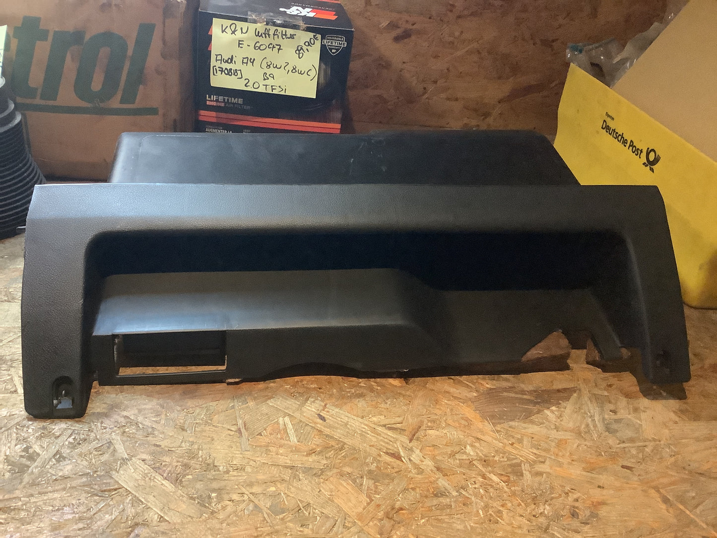 VW Polo 86c, VW Derby 2 Handschuhfach, Ablagefach links Original VW NEU