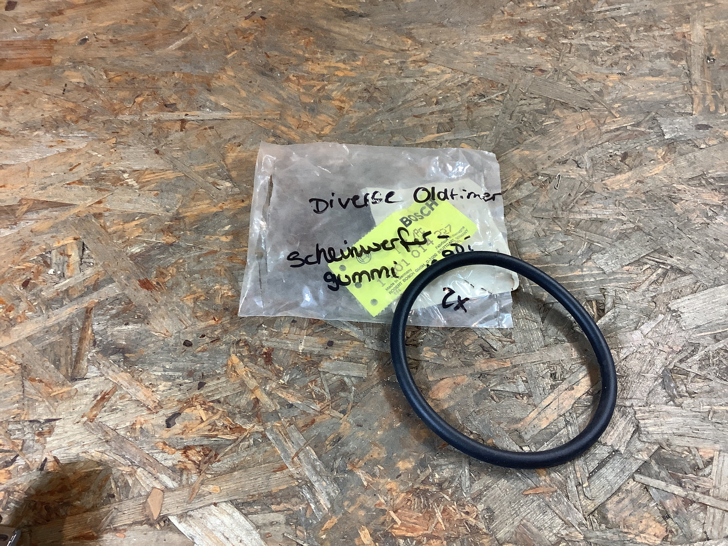 Diverse Oldtimer Scheinwerfer Gummi Original Bosch NEU