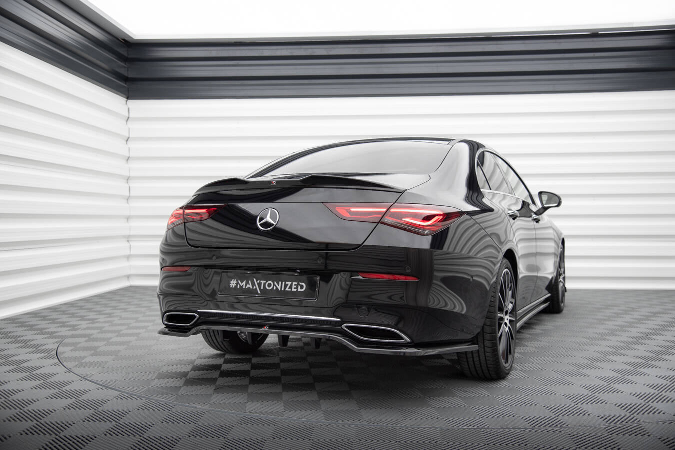 Maxton Spoiler CAP für 3D Mercedes-Benz CLA Coupe C118 schwarz Hochglanz