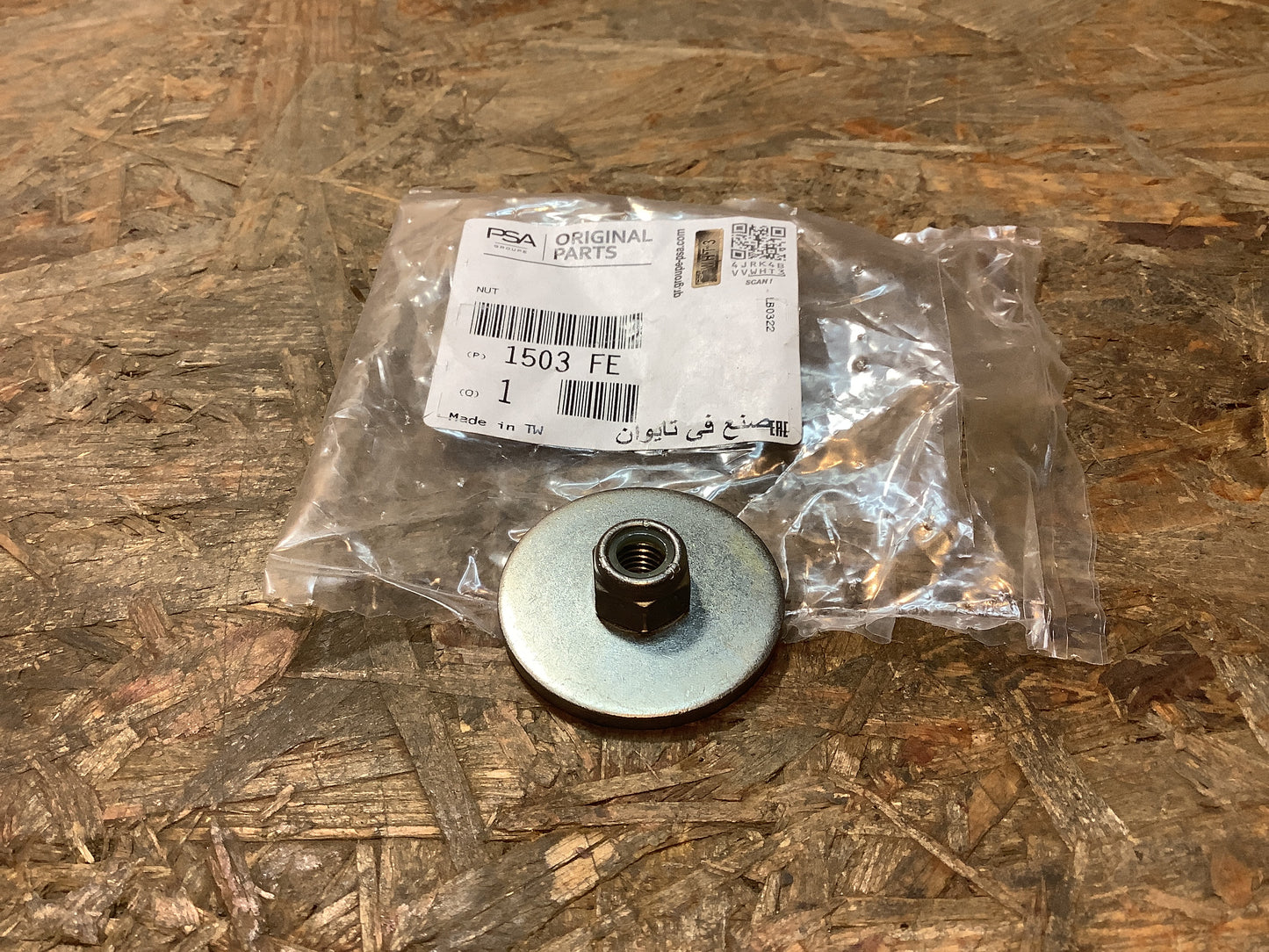 Peugeot Bundmutter an Kraftstofftank Original PSA Groupe NEU