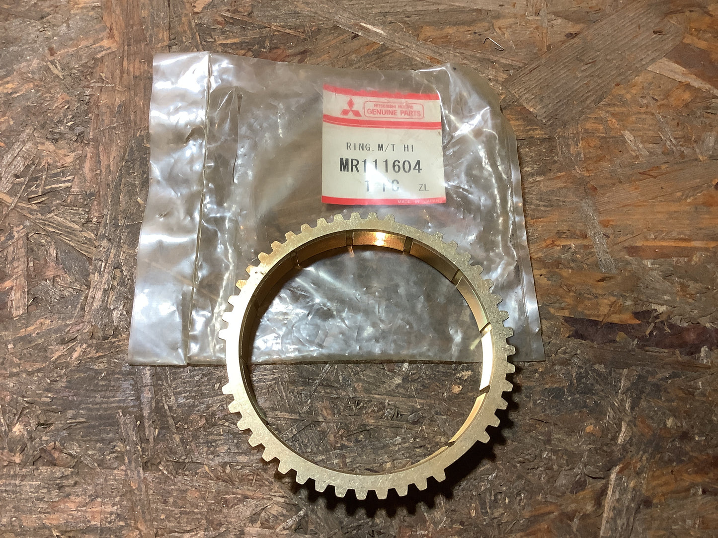 Mitsubishi Delica Space Gear (N5NUF9) Ring, Synchronring für m/t-Hochgeschwindigkeitsgetriebe Original Mitsubishi NEU