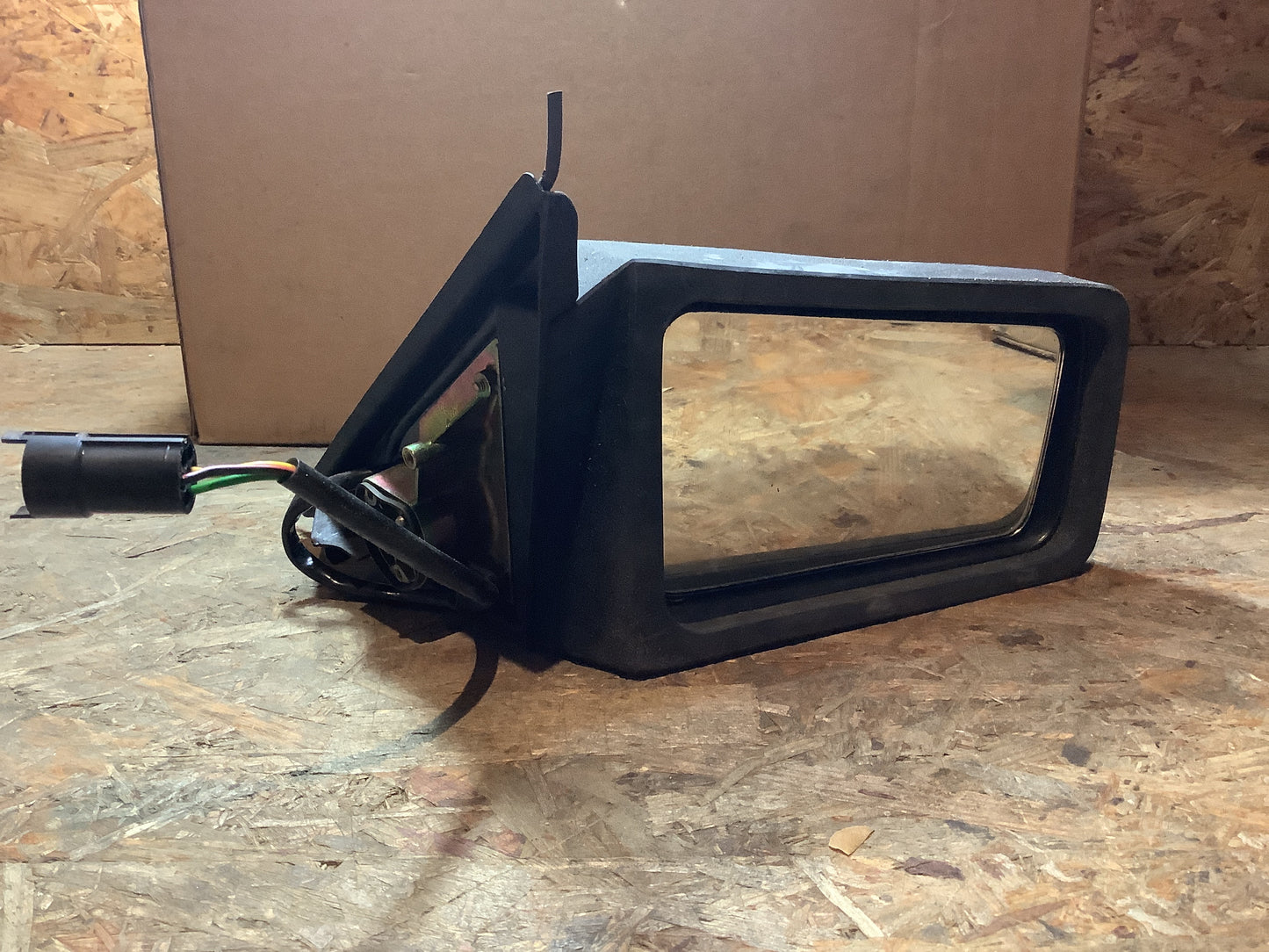 Opel Ascona C Seitenspiegel rechts Braun lackiert Original GM NEU