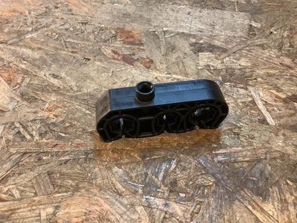 Opel Vectra C Kraftstoff Vorlauf Rücklaufleitung Clip Original GM NEU