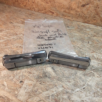 Fiat 850 Coupe Türgriffsatz links und rechts ohne Schlüssel original CHROMODORA GEBRAUCHT