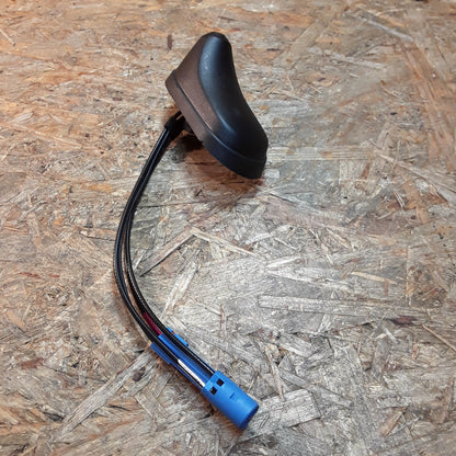 Renault Megane Antennenfuß Dach Dachantenne original GM NEU