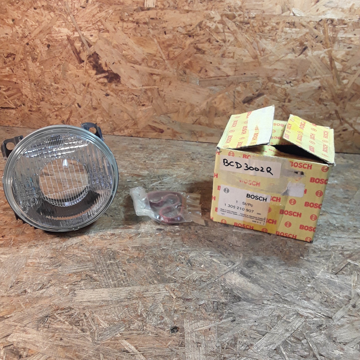 BMW 3s Bj 89-91 Streuscheibe original Bosch NEU