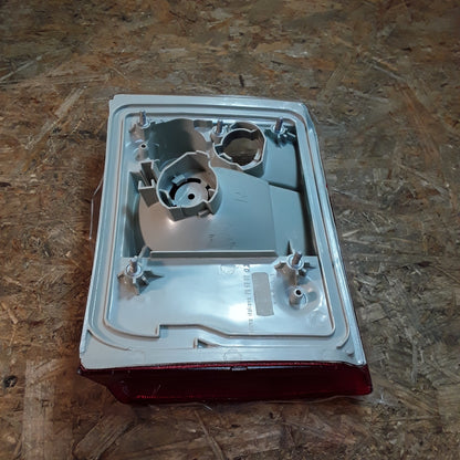Audi 80 Bj 86-91 Rückleuchte original MagnetiMarelli NEU