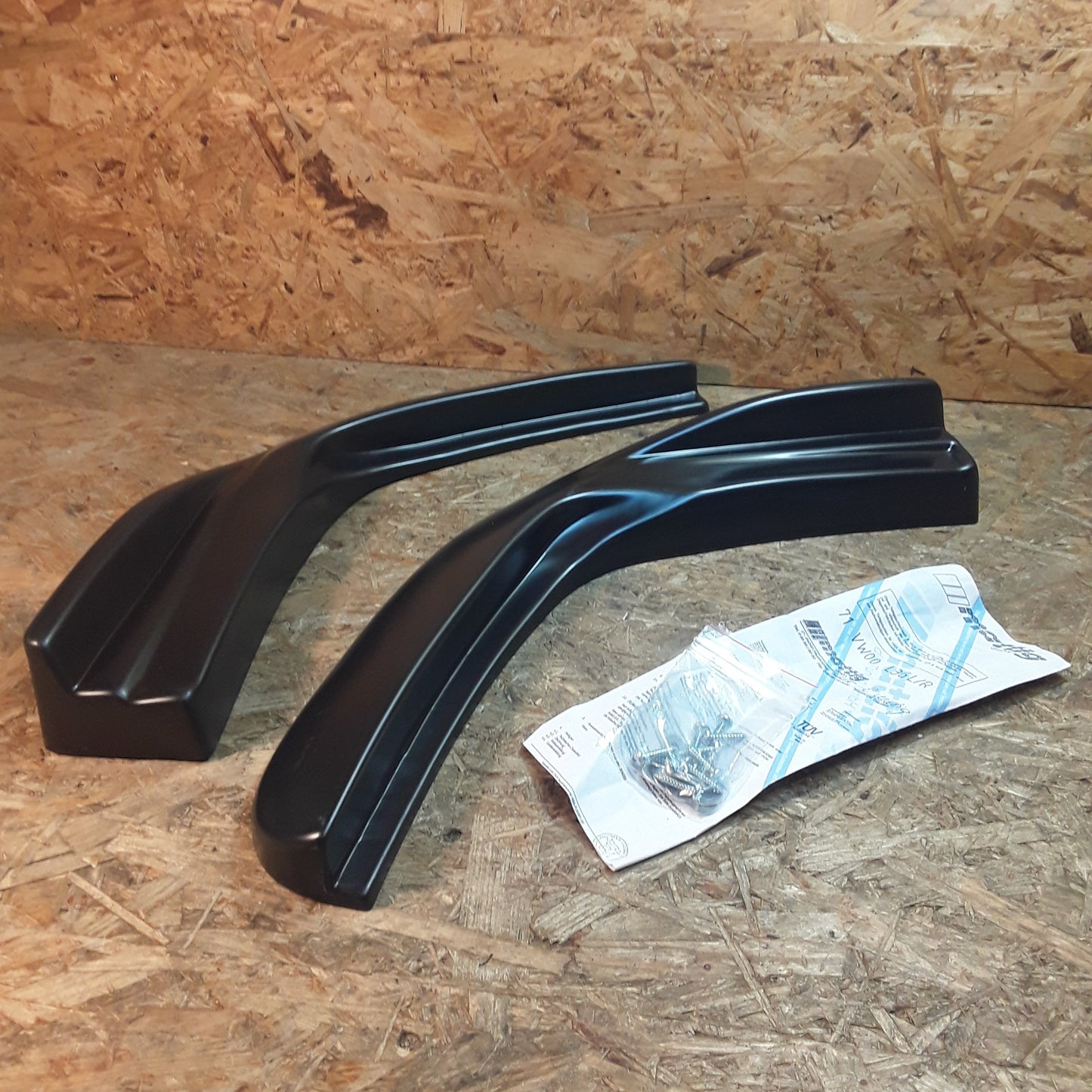 VW Golf III Frontspoiler-Ecken original Mattig NEU