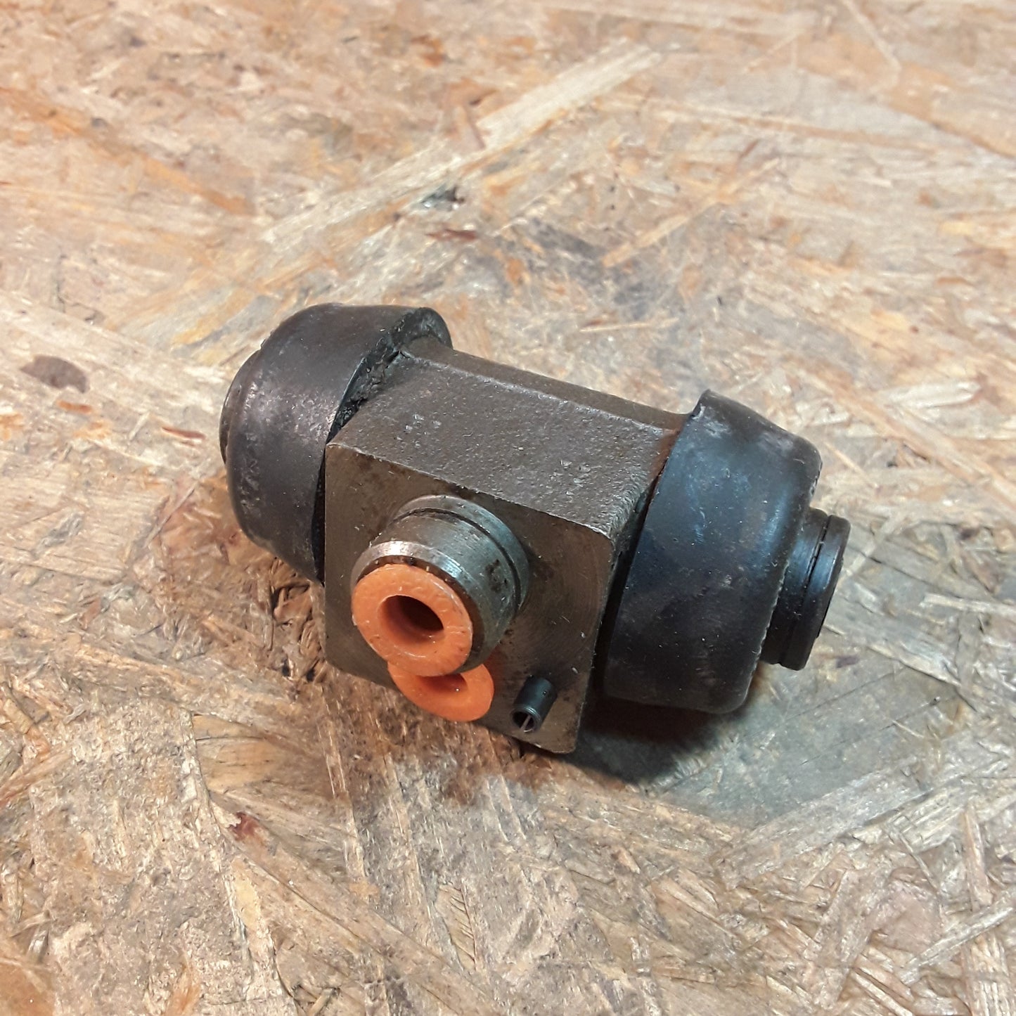 Vauxhall Victor FE Ventora Vx4/90 Hinterradzylinder selbsteinstellend original GM Opel NEU