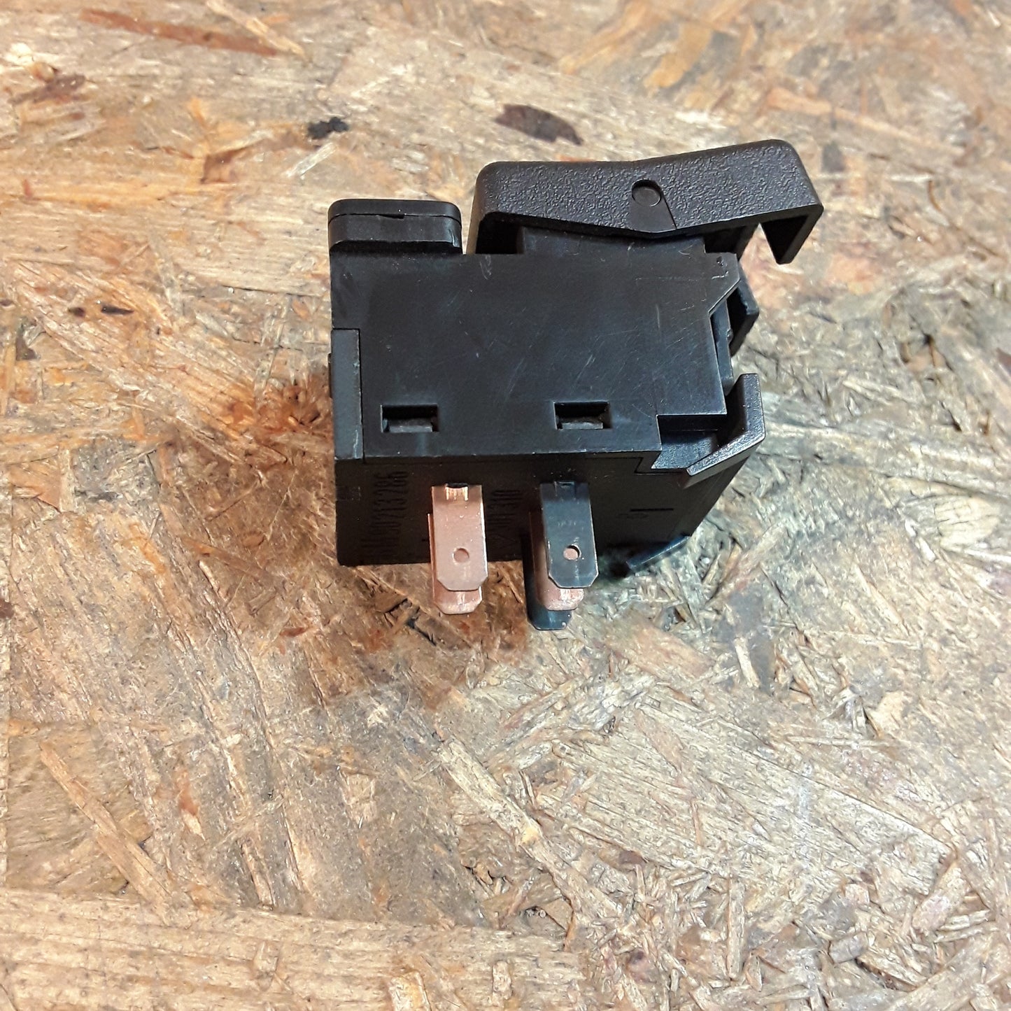 Omega A Schalter Heckscheibenheizung original GM Opel NEU