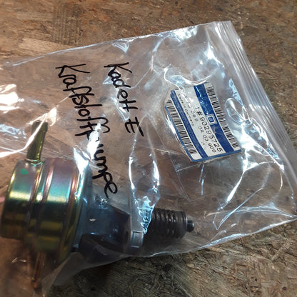 Opel Kadett E Kraftstoffpumpe neu Original GM
