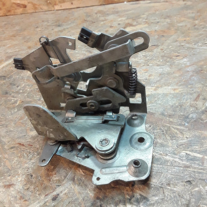 Kapitän Rekord Türschloss für Türe hinten rechts original GM Opel NEU