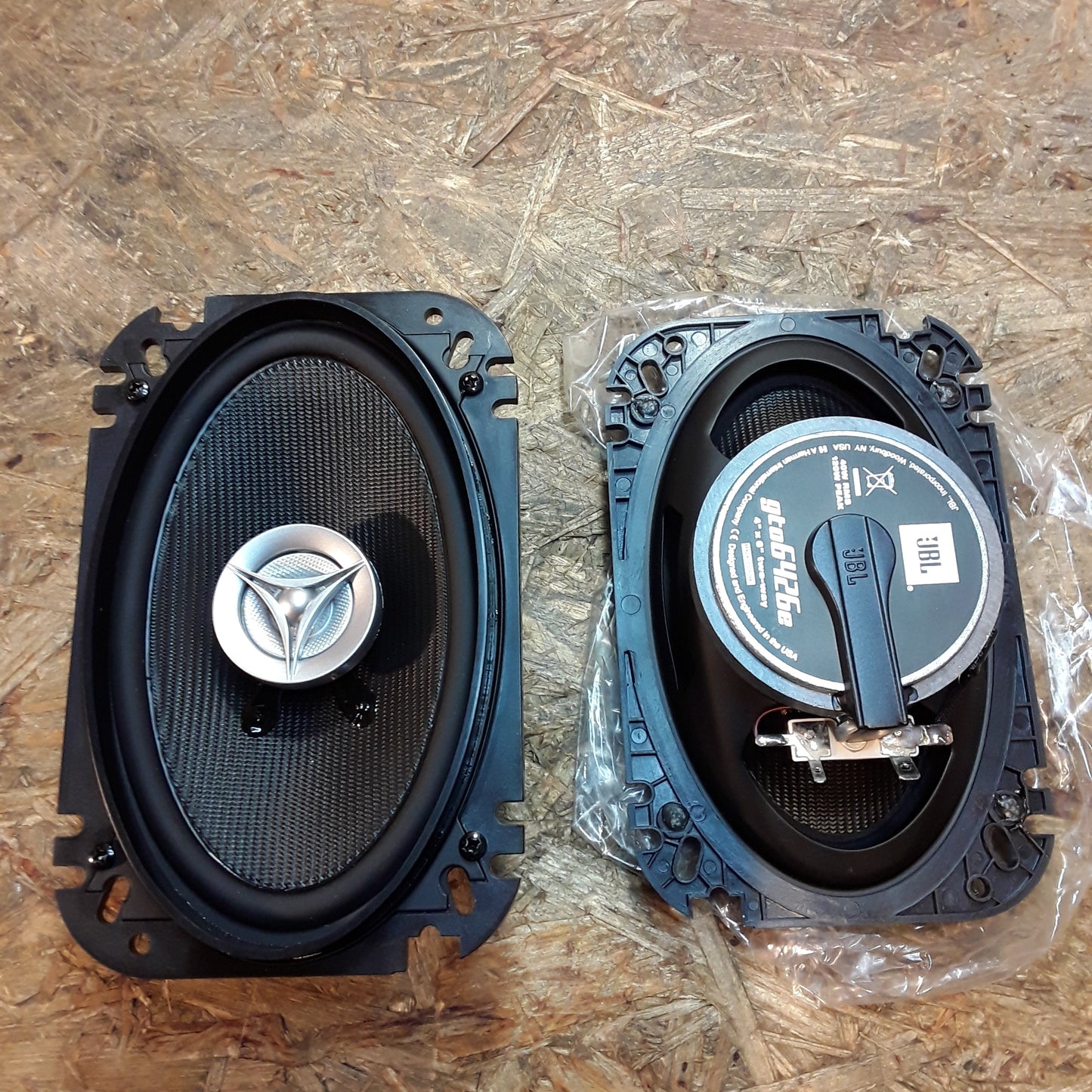 Diverse Fahrzeuge Lautsprecher 12 Watt 4" × 6" original JBL NEU