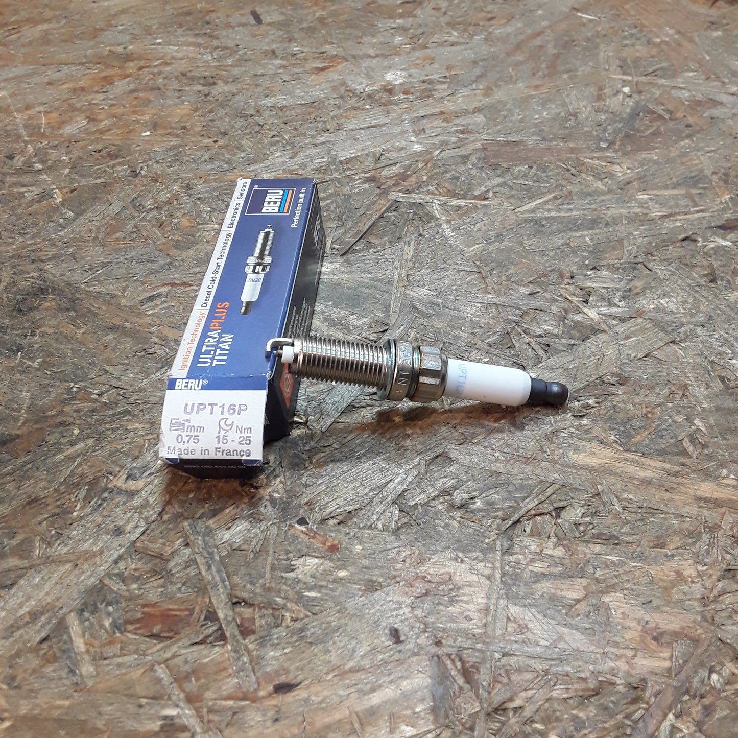 BMW Citroen Mini Peugeot Zündkerze original BERU NEU