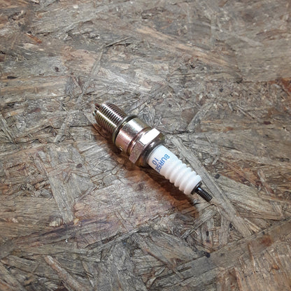 Audi Seat VW Zündkerze original NGK NEU