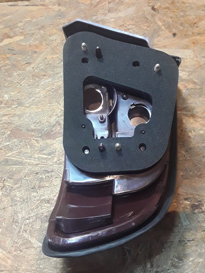 Mitsubishi Galant Bj 92-96 Rückleuchte links original Mitsubishi NEU