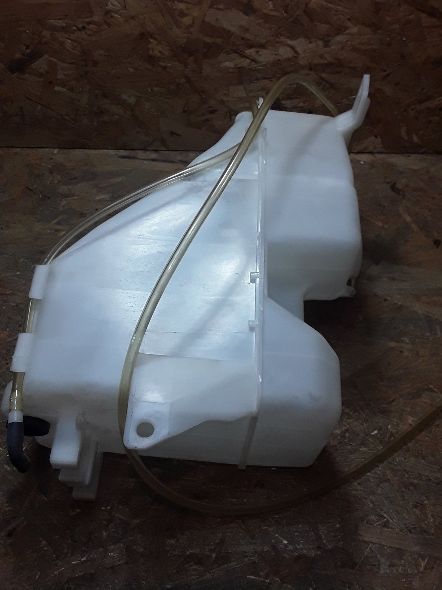 Mitsubishi Mirage Wischwasserbehälter original Mitsubishi NEU