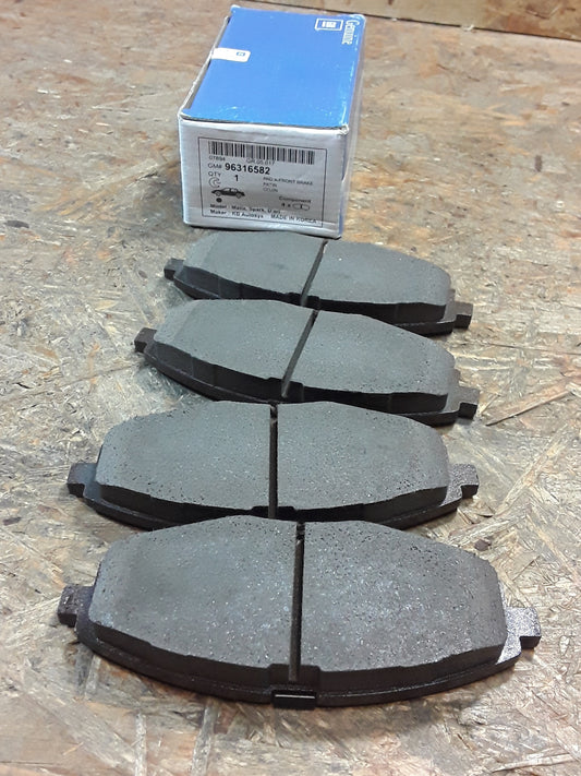 Daewoo Matiz Bremsbeläge vorne original GM NEU