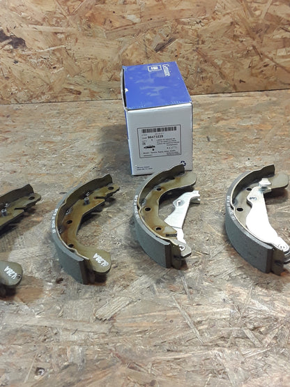 Chevrolet Aveo, Gentra, Kalos, Swift+ Bremsbeläge original GM NEU