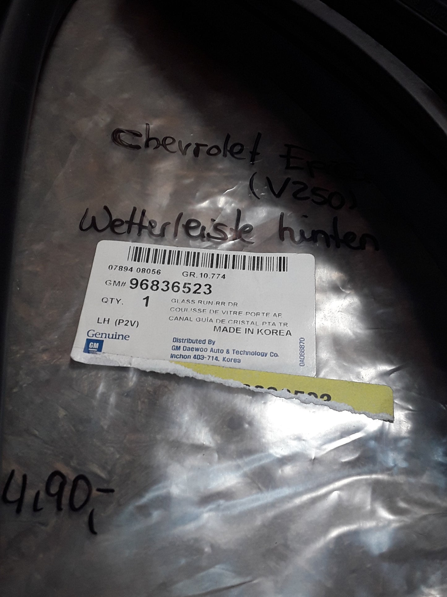 Chevrolet Epica (V250) Wetterleiste hinten original GM NEU