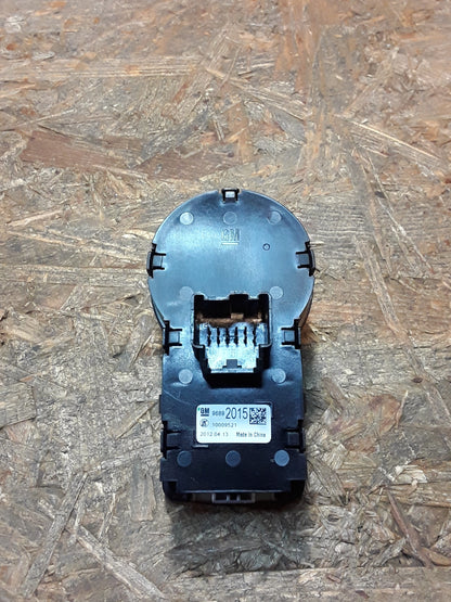 Daewoo/ Chevrolet Aveo Bj 11-15 Lichtschalter original GM NEU