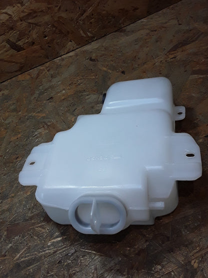 Mitsubishi Pajero Wischwasserbehälter mit Decke original Mitsubishi NEU