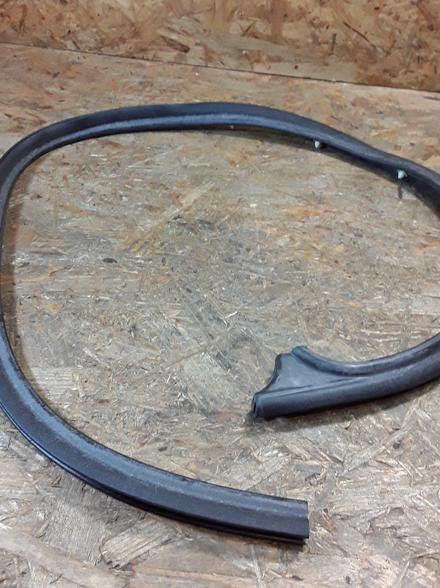 Mitsubishi Colt Bj 09, 1.1B, LPG, 55KW, 5P Türdichtung V.R original Mitsubishi NEU