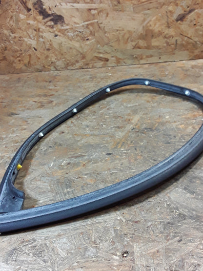 Mitsubishi Tür Dichtung hinten original Mitsubishi NEU