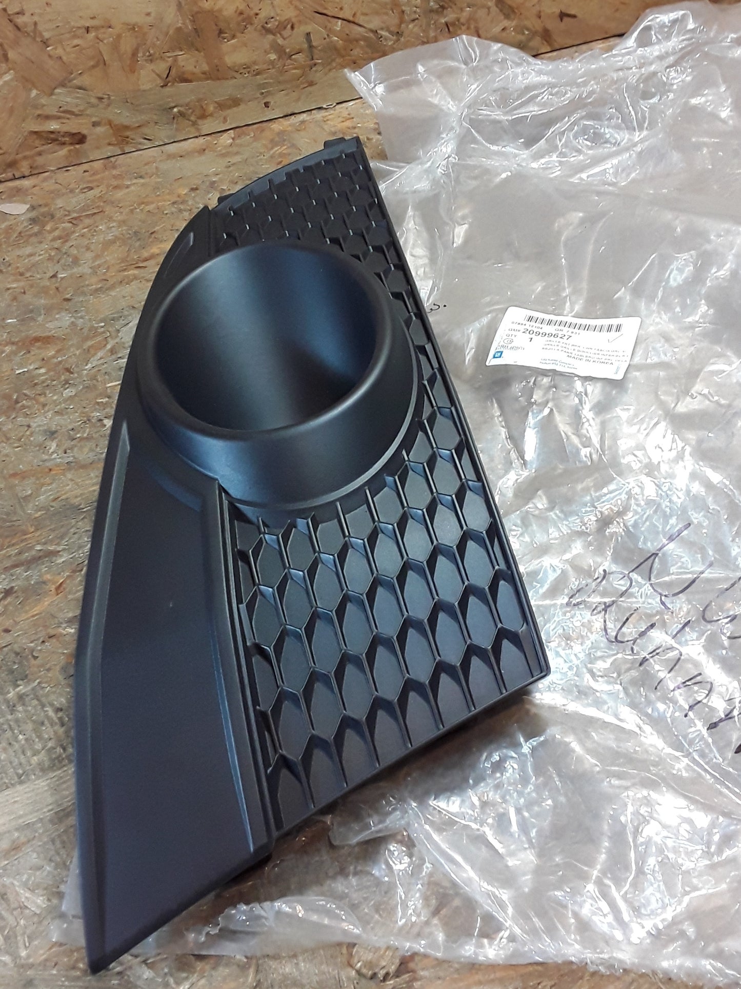 Chevrolet Captiva S140 Abdeckung Nebelscheinwerfer links original GM NEU