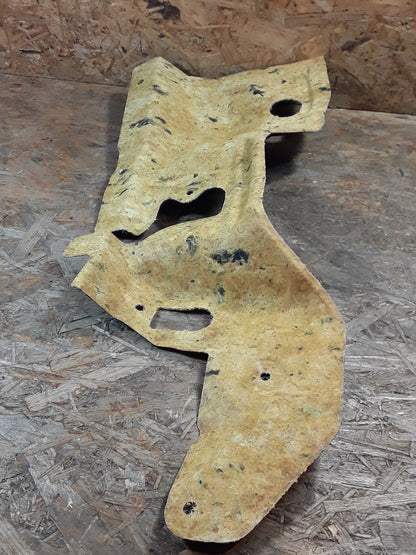 Mitsubishi Oberer Isolator an Armaturenbrett original Mitsubishi NEU